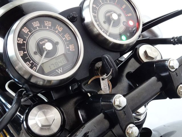 kawasaki - w800-special-edition