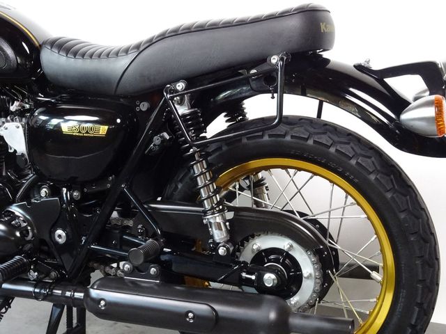 kawasaki - w800-special-edition