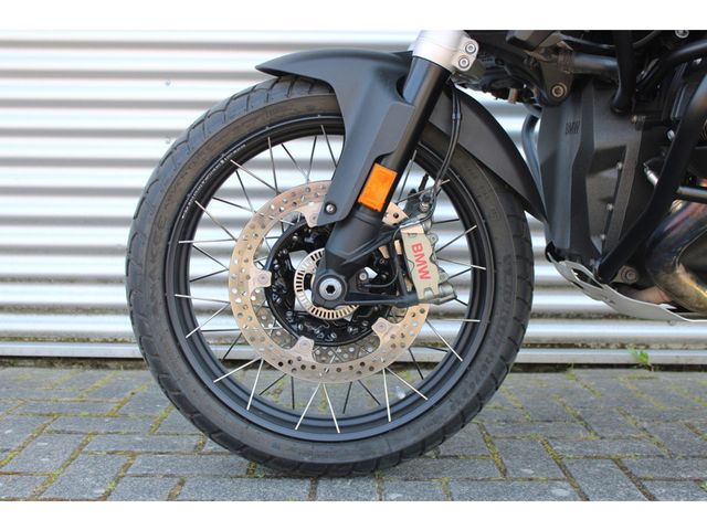 bmw - r-1300-gs