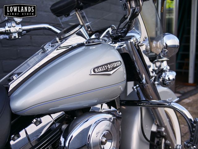 harley-davidson - road-king-classic-flhrci