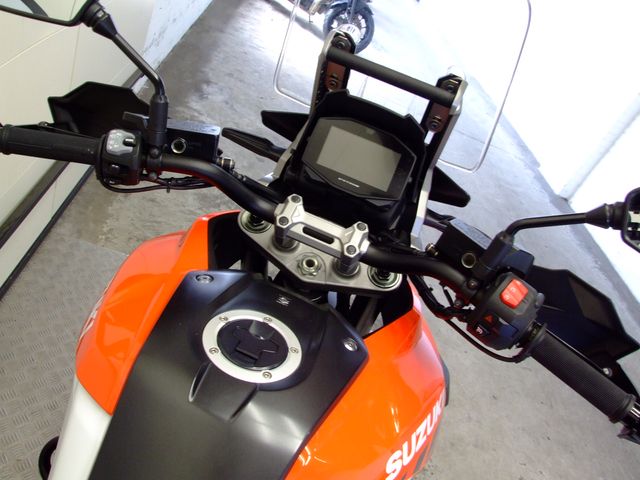 suzuki - v-strom-1050-xta
