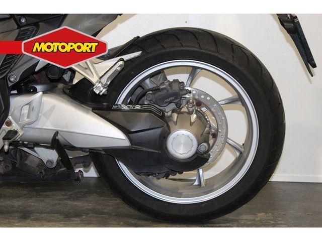 honda - vfr-1200-f-dct