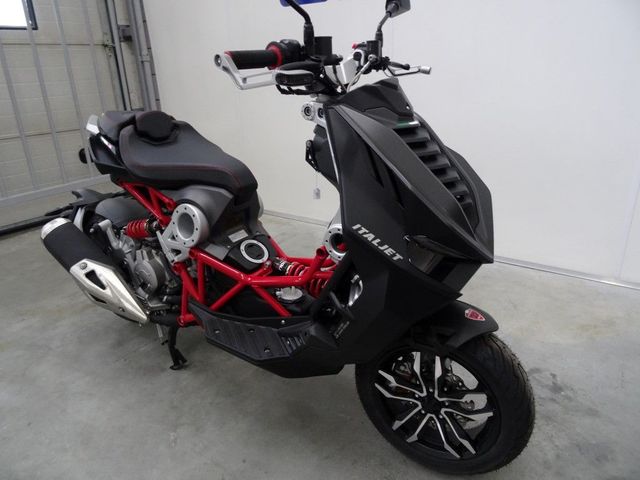 italjet - dragstar-200-limited-edition