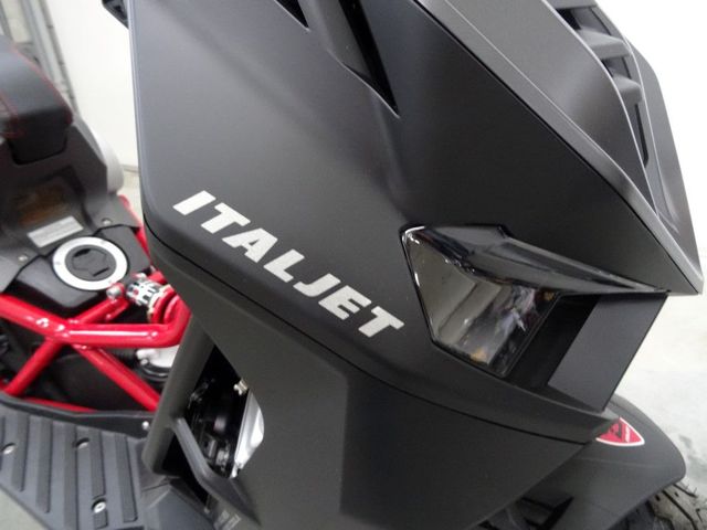 italjet - dragstar-200-limited-edition
