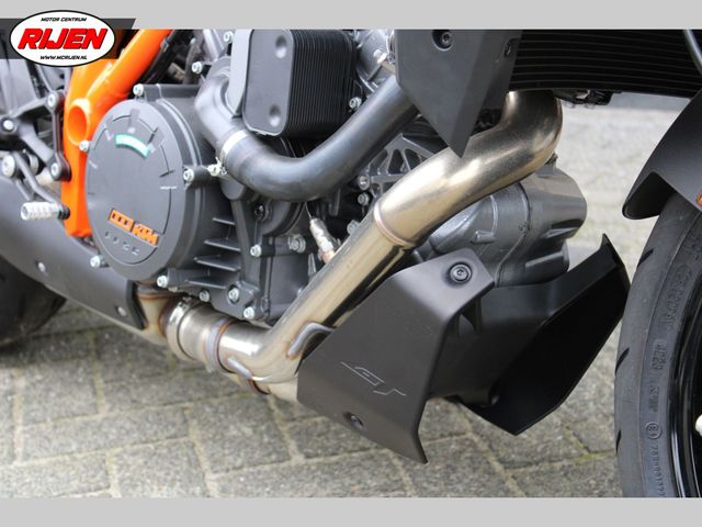 ktm - 1290-super-duke-gt