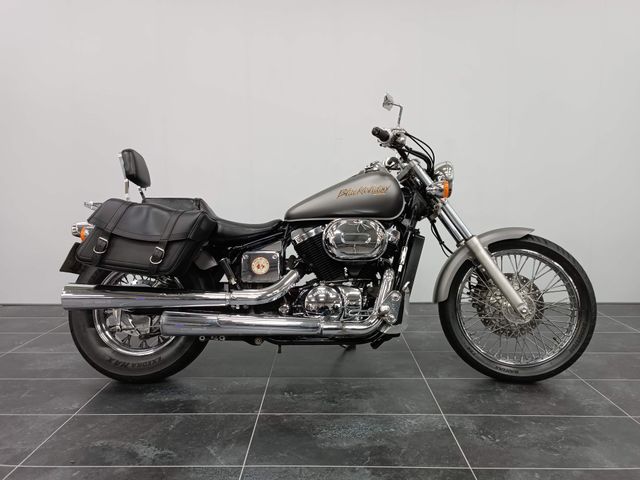 honda - vt-750--dc-black-widow
