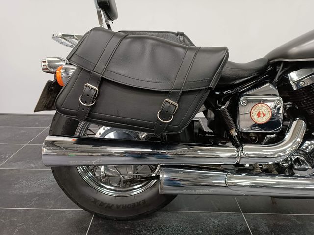 honda - vt-750--dc-black-widow