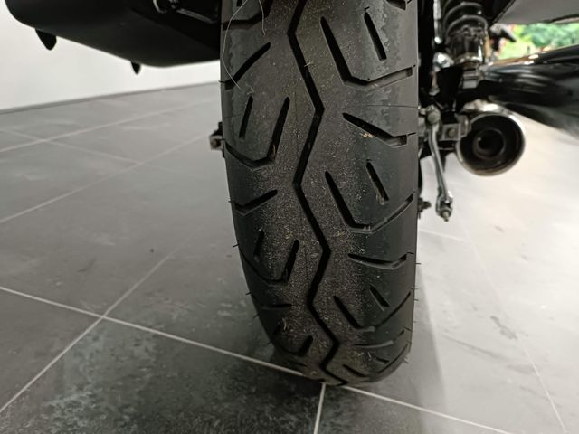 honda - vt-750--dc-black-widow