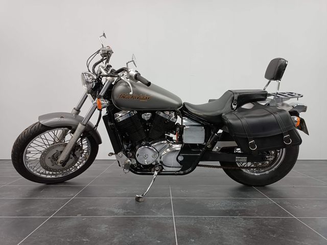 honda - vt-750--dc-black-widow