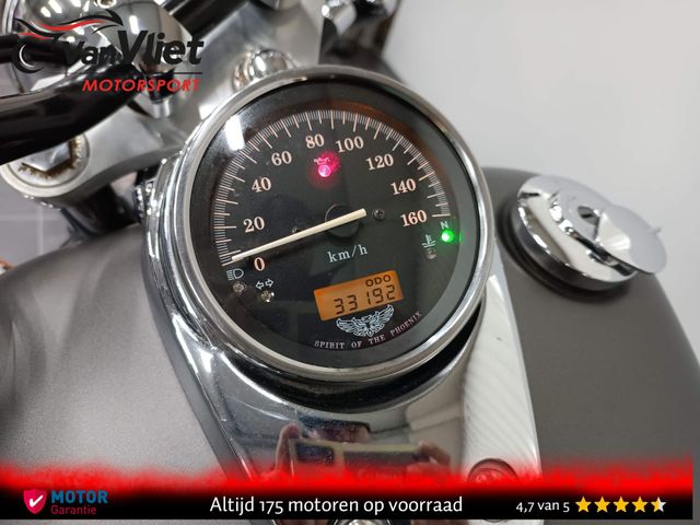 honda - vt-750--dc-black-widow