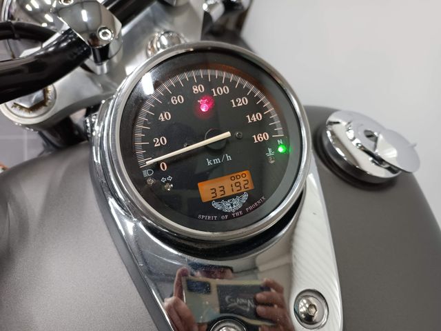 honda - vt-750--dc-black-widow