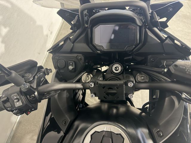 kawasaki - versys-650-grand-tourer