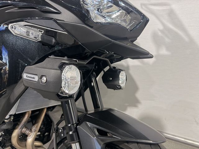 kawasaki - versys-650-grand-tourer