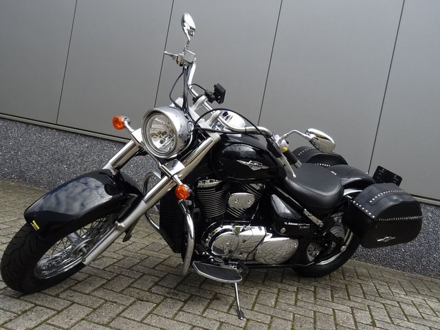 suzuki - c-800-intruder