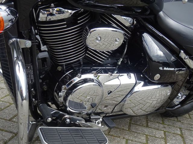 suzuki - c-800-intruder
