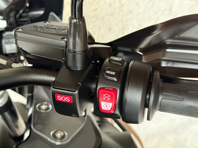 bmw - r-1250-gs-adventure