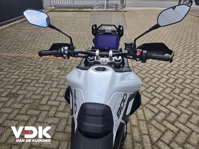 triumph - tiger-900-gt-pro