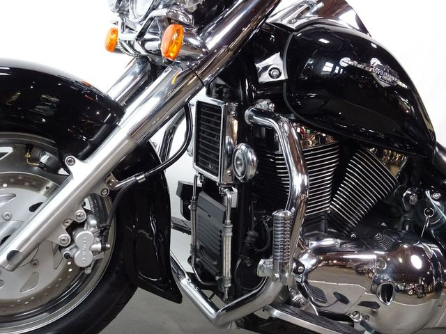 suzuki - c-1500-lc-intruder