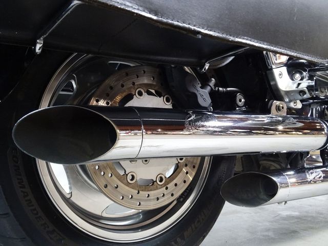 suzuki - c-1500-lc-intruder