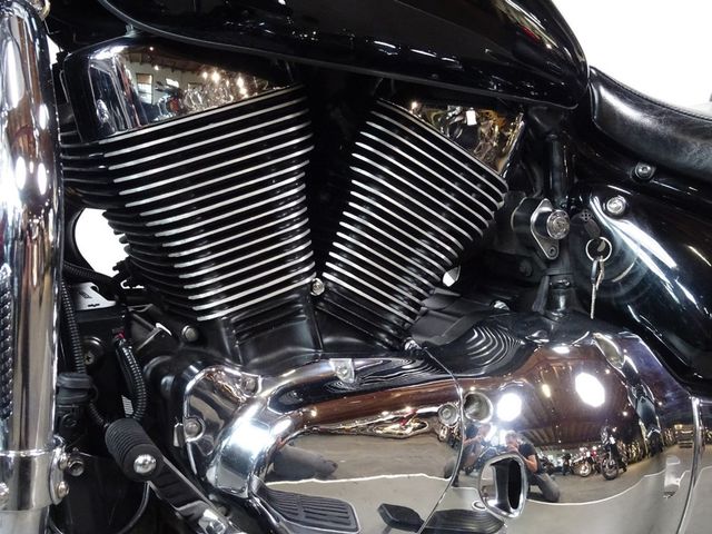 suzuki - c-1500-lc-intruder