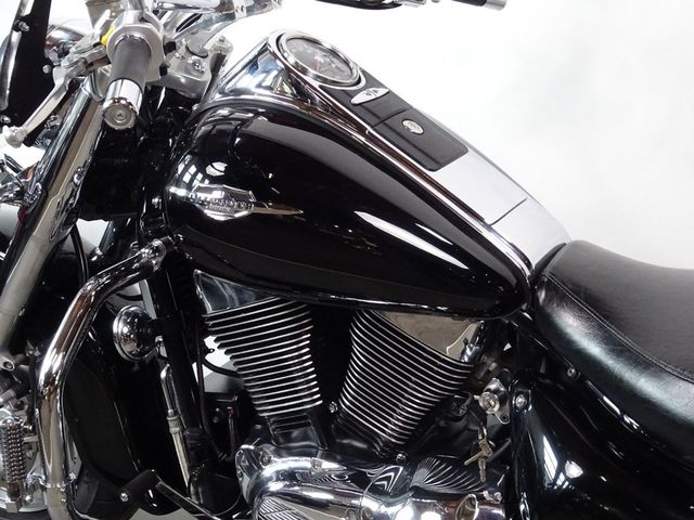 suzuki - c-1500-lc-intruder