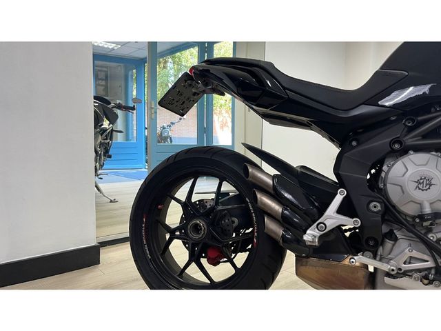 mv-agusta - brutale-675