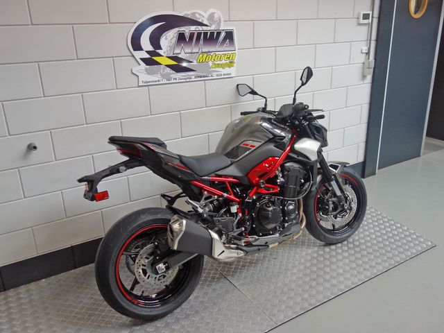 kawasaki - z900-70kw