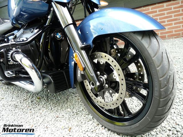 bmw - r-18-b
