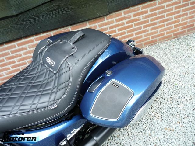 bmw - r-18-b
