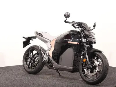 HONDA WN 7 – foto 2