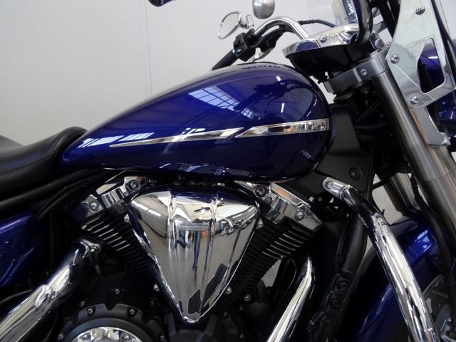 yamaha - xvs-1300-a-midnight-star