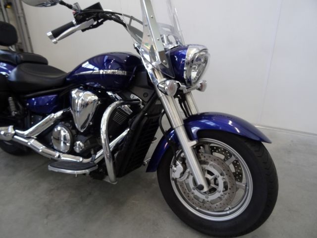 yamaha - xvs-1300-a-midnight-star