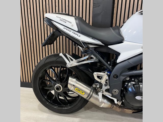triumph - speed-triple
