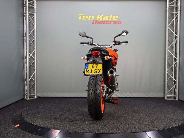 ktm - 690-duke