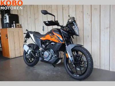 KTM 390 ADVENTURE – foto 2