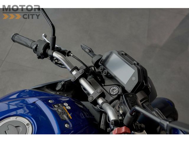 yamaha - mt-03