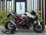 KAWASAKI Z900