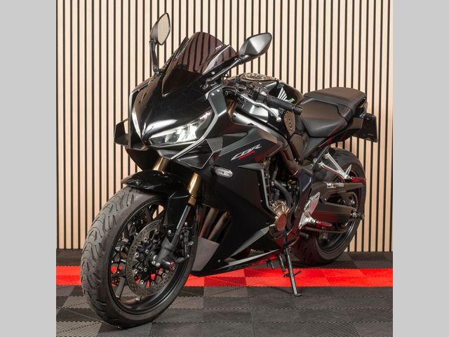 honda - cbr-650-r