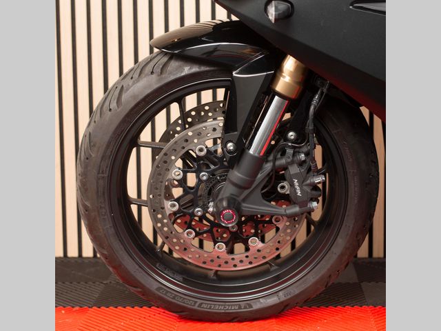 honda - cbr-650-r