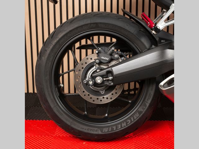 honda - cbr-650-r
