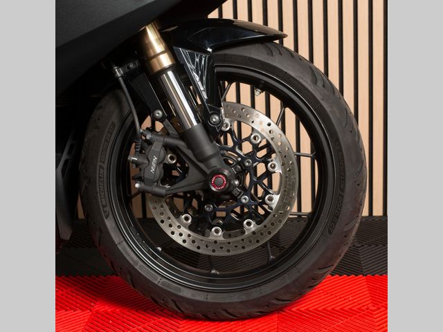 honda - cbr-650-r