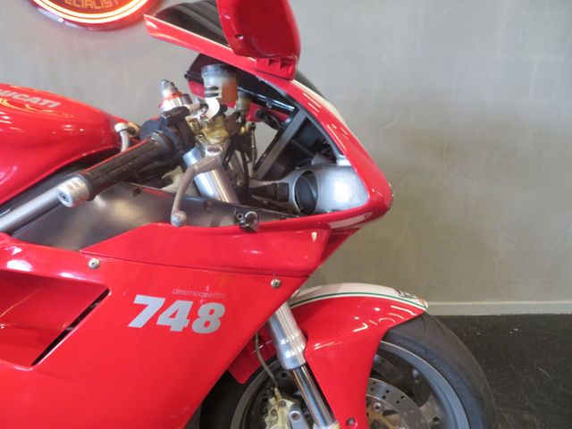 ducati - 748
