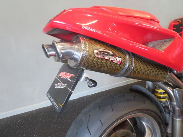 ducati - 748