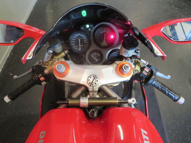 ducati - 748