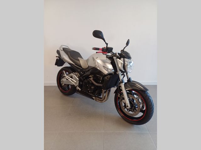 suzuki - gsr-600-a