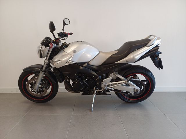 suzuki - gsr-600-a