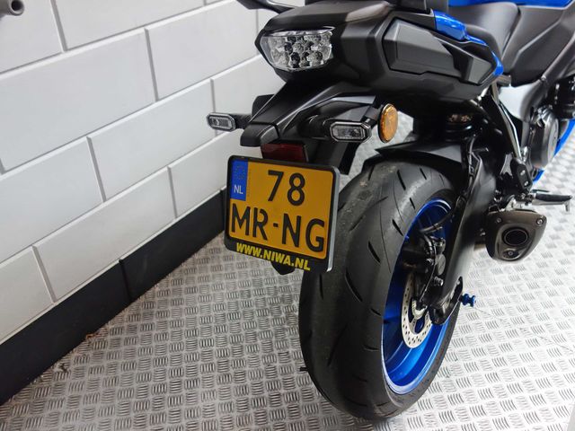 suzuki - gsx-s-1000-gt