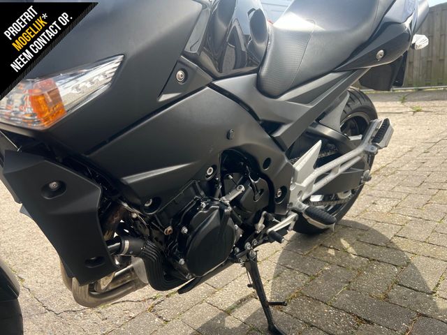 suzuki - gsr-600