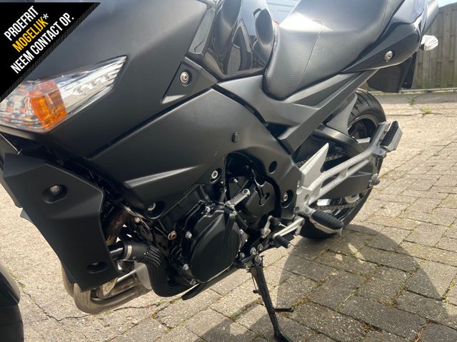 suzuki - gsr-600