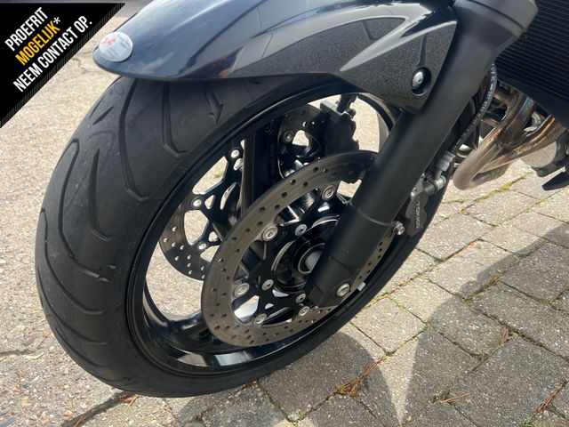 suzuki - gsr-600